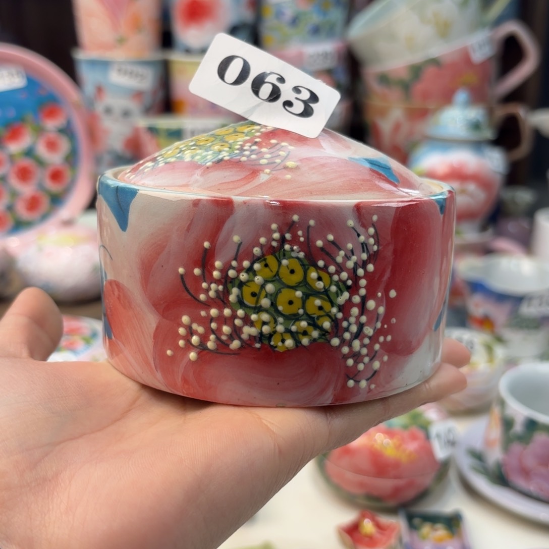 瓷片兔兔好漂亮de e o mo l l k