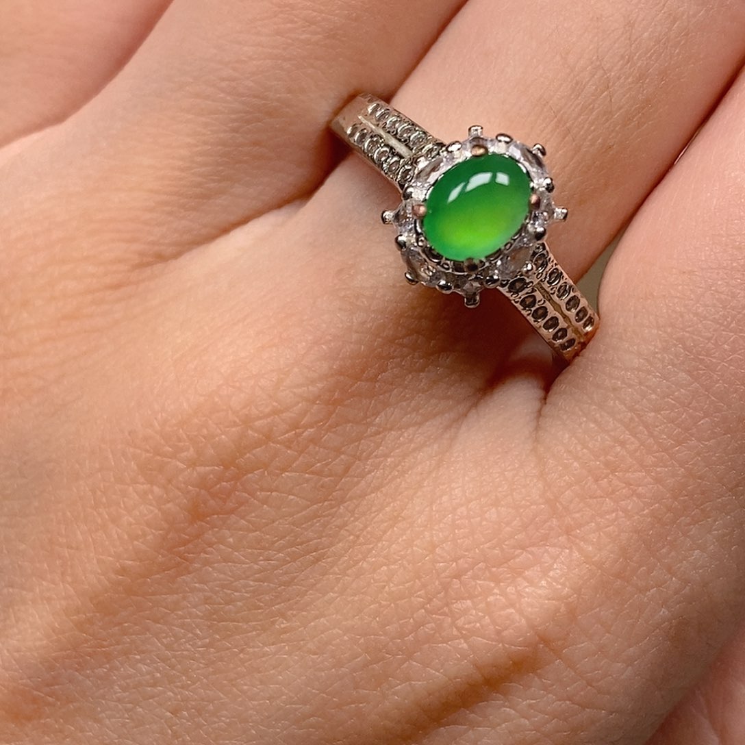 翡翠戒指未镶嵌冰阳绿