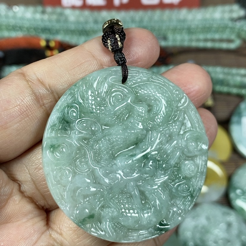 【闪购商品】翡翠颈饰未镶嵌玉吊坠翡翠玉圆形龙牌