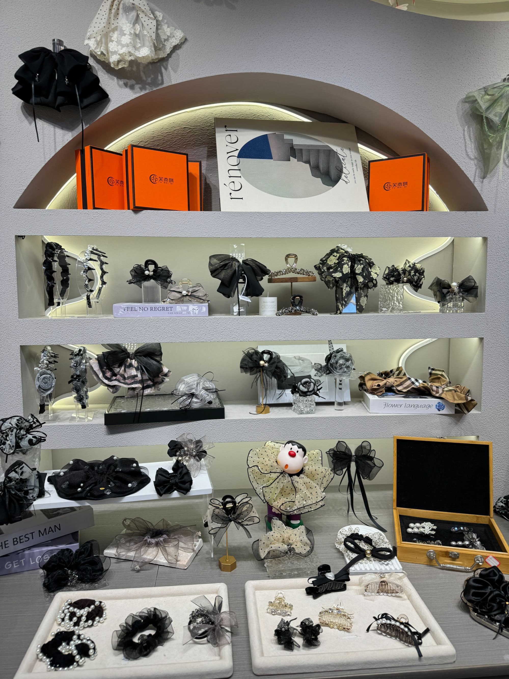 SS001一SS100芙奈琪프나이키 原版高定发饰品（12.4海燕2号店）