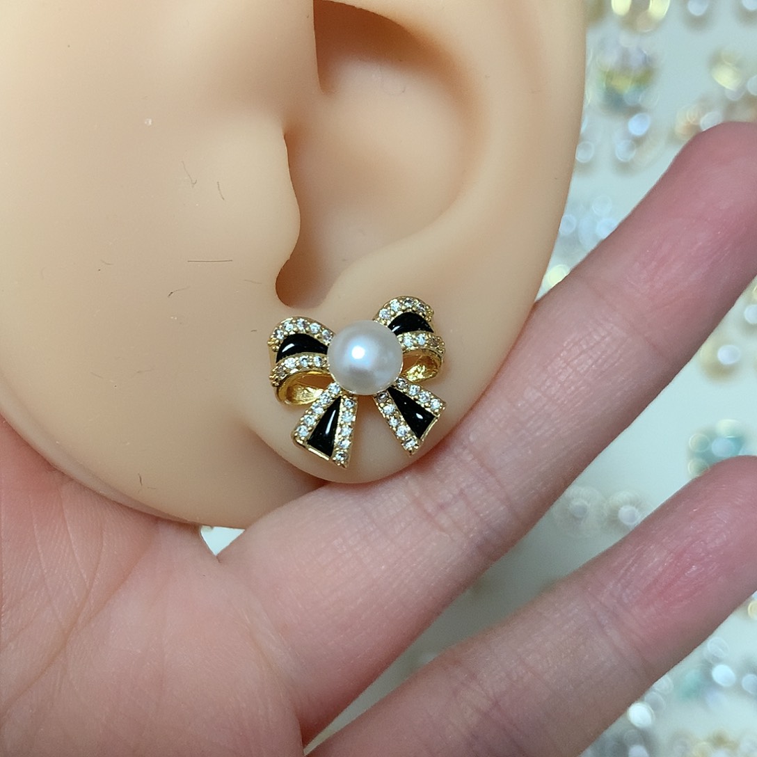 合金淡水珍珠耳饰