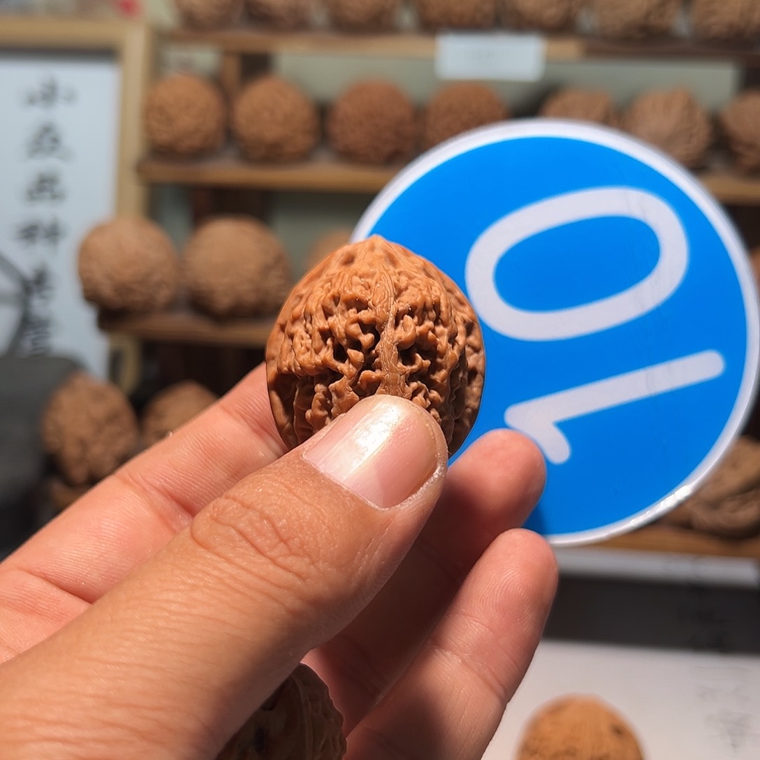 开****吕文玩核桃，蓝色10号