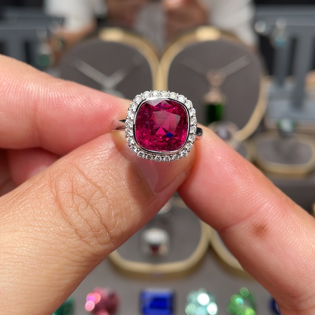 碧玺戒指18K金镶嵌4.55ct