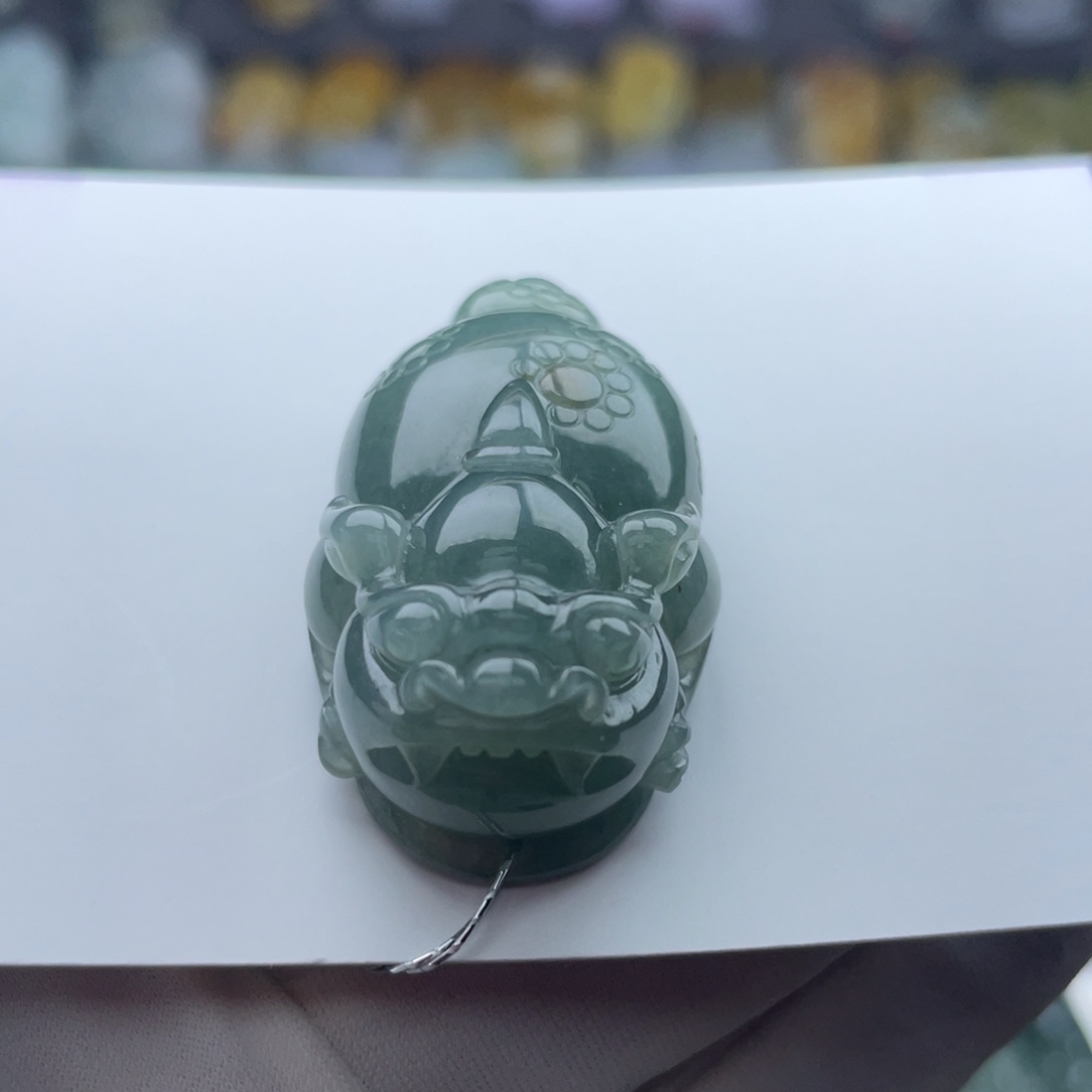 翡翠颈饰未镶嵌金蟾