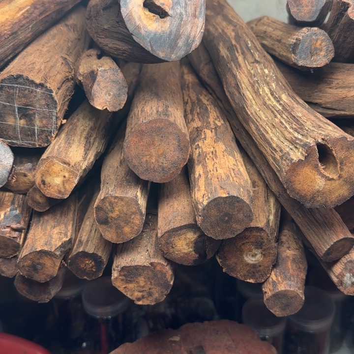 守***你木质降真香开料直播间