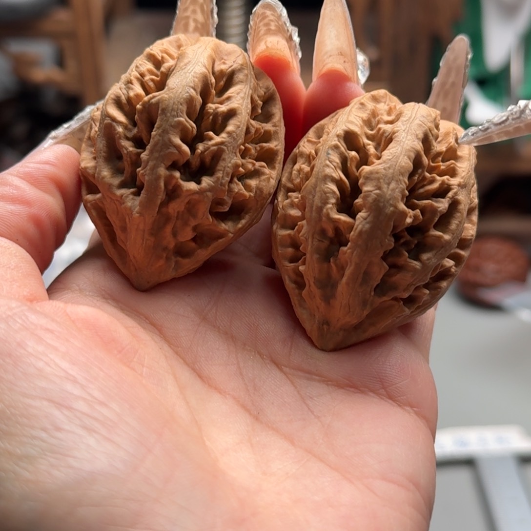 文玩核桃把件关东木子楸百核44