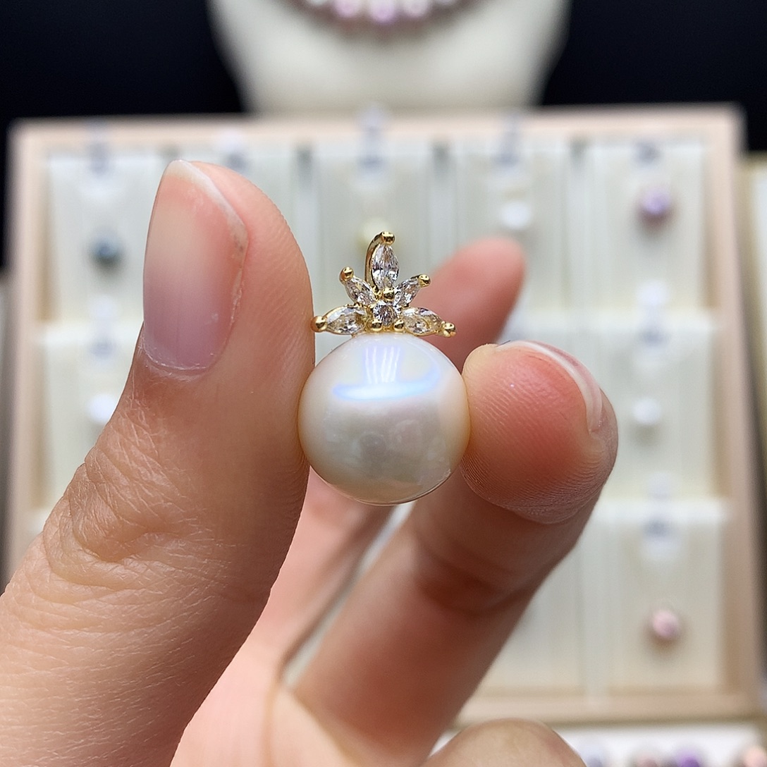 淡水珍珠颈饰合金