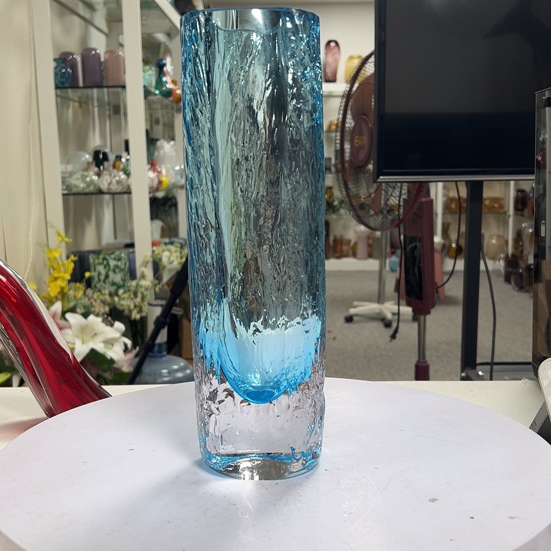 琉璃高30蓝色切面琉璃花器