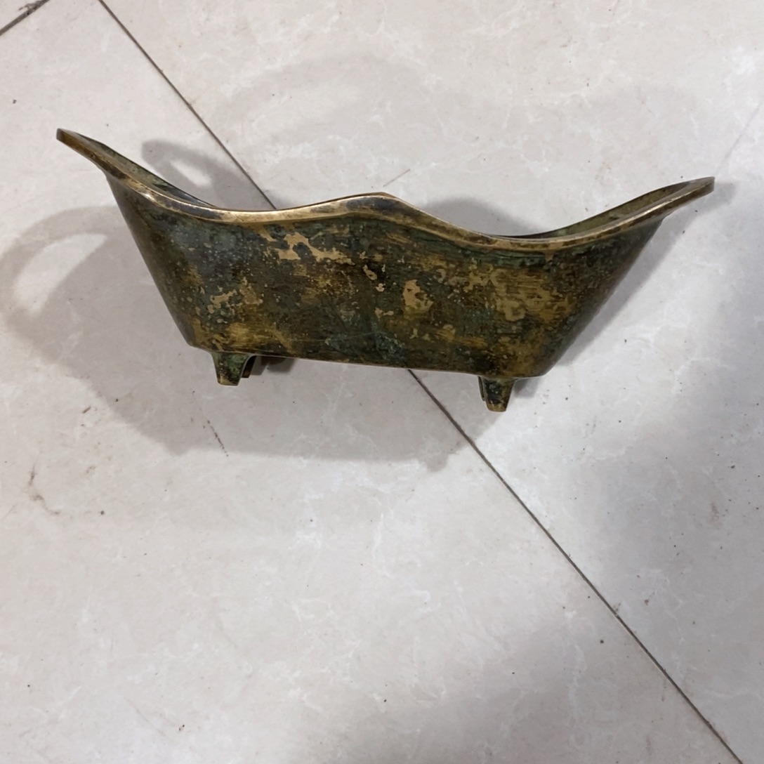 壶大***5208969996999856999998