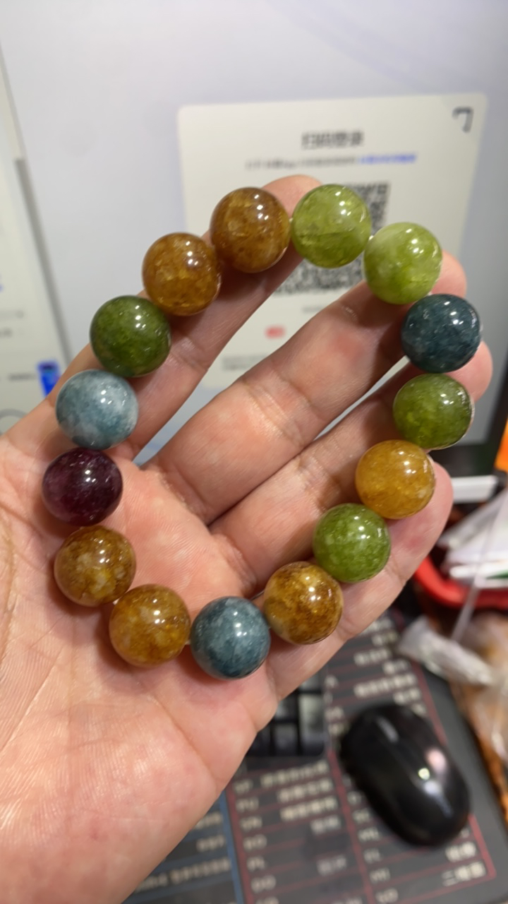 B 238 卡14 黑美人碧手串