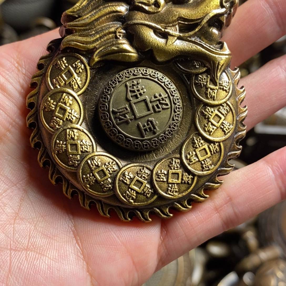 精美铜器做工精良