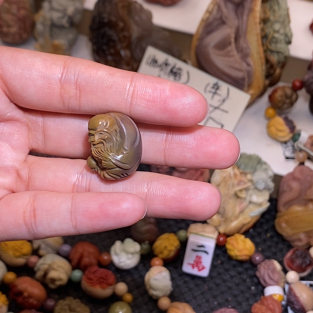 石英质玉（阿拉善玉）未镶嵌手链