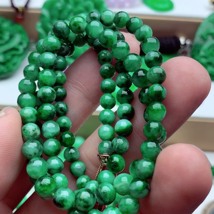 翡翠未镶嵌毛衣链