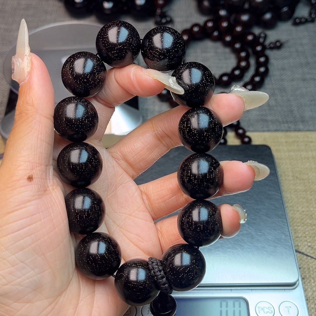 檀香紫檀（小叶紫檀）丑*1.8x13爆星