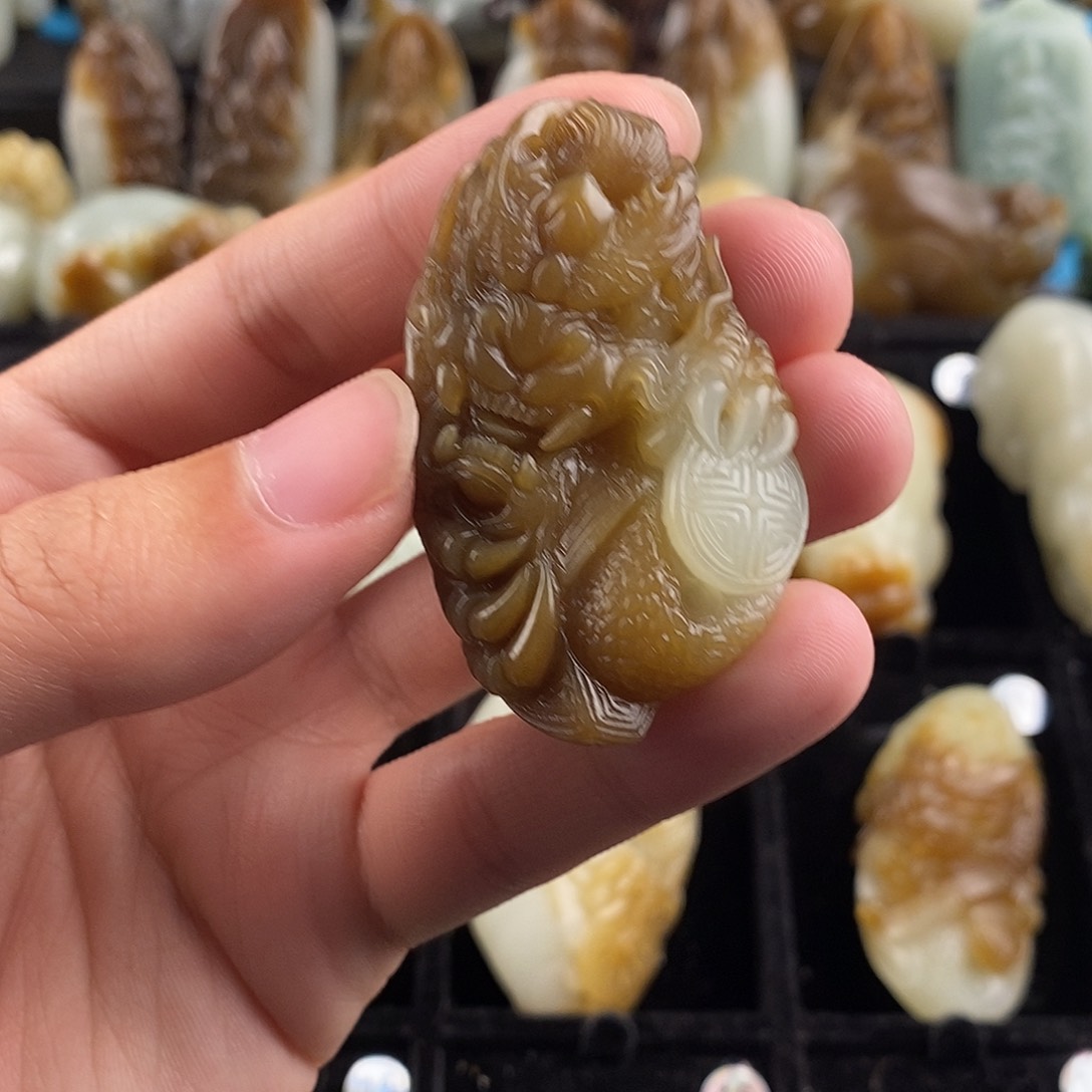 和田玉挂件未镶嵌