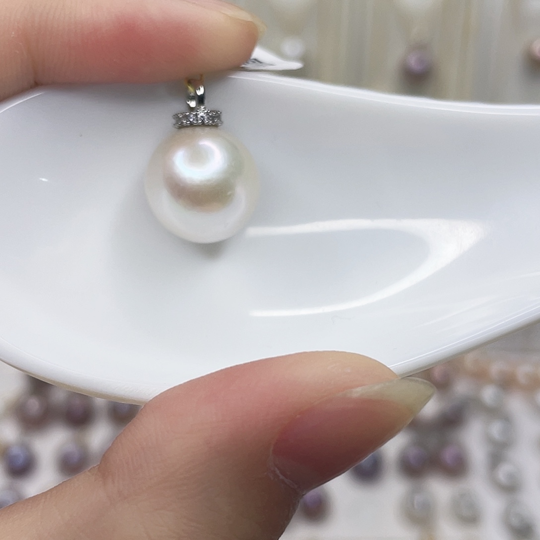 淡水珍珠合金吊坠(赠链)