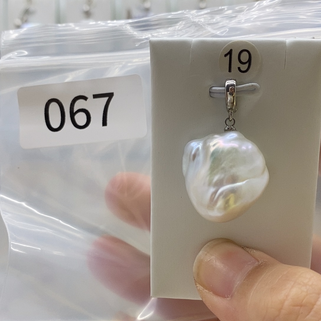 合金颈饰淡水珍珠