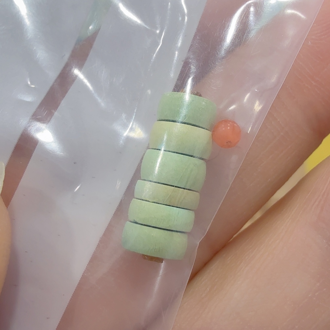 南红玛瑙未镶嵌珠宝奇石