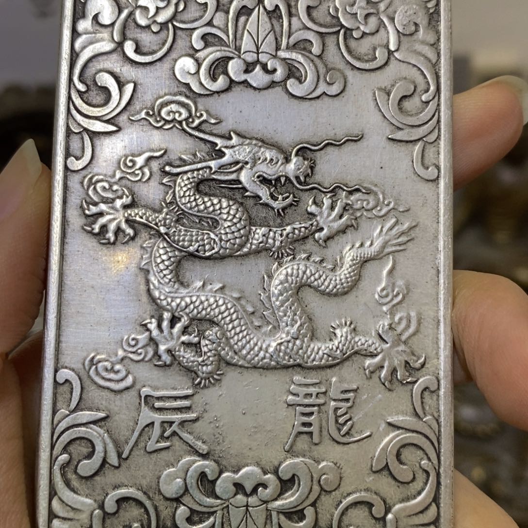 金属复古工艺品生肖龙