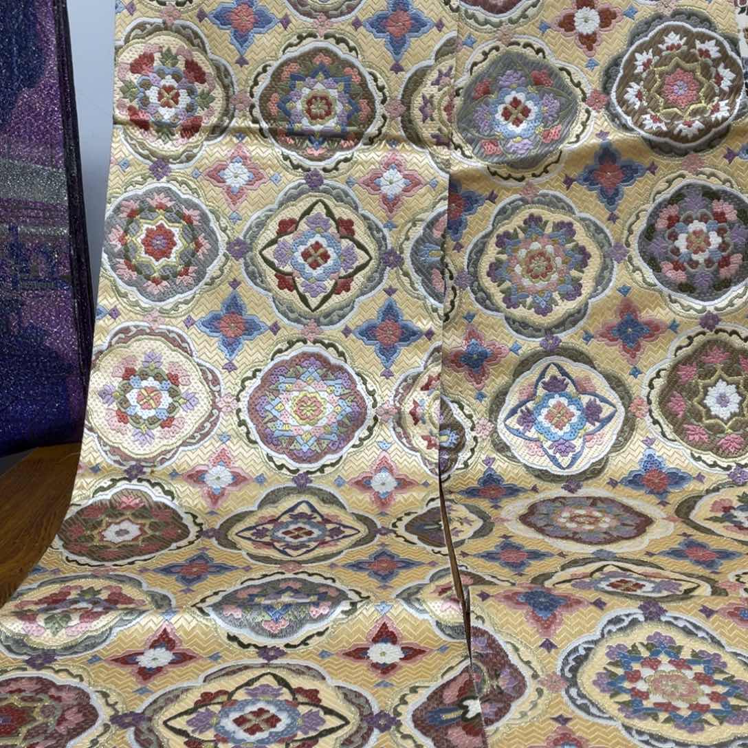 织绣纳纱绣工艺设计
