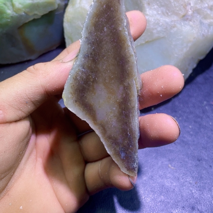 和田玉未镶嵌珠宝半成品