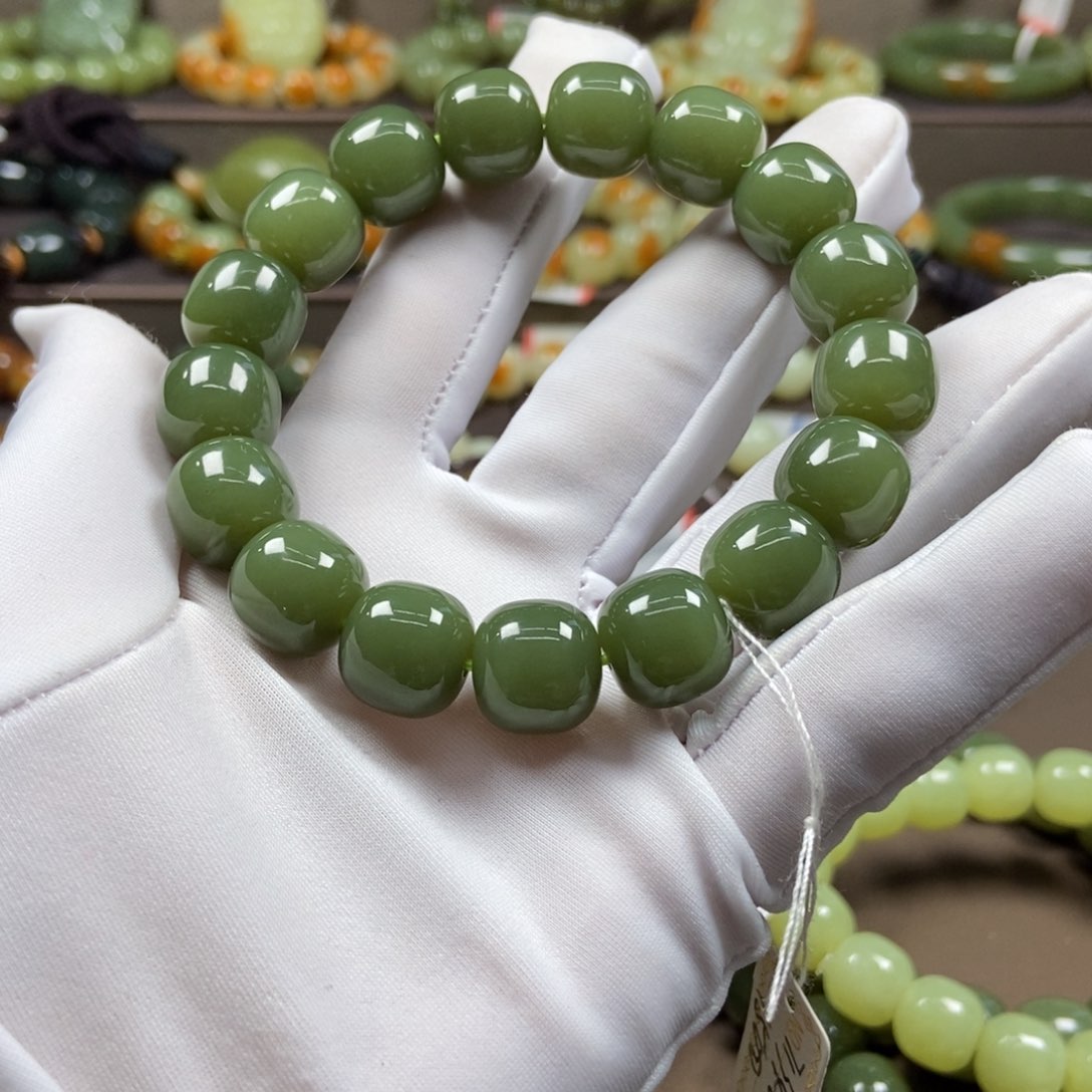 手链未镶嵌透闪石质玉一**草