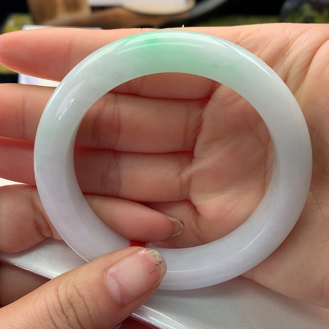 翡翠手镯未镶嵌56正圈