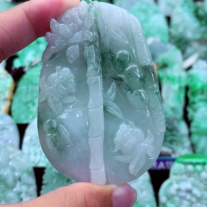 翡翠未镶嵌吊坠(不含链)