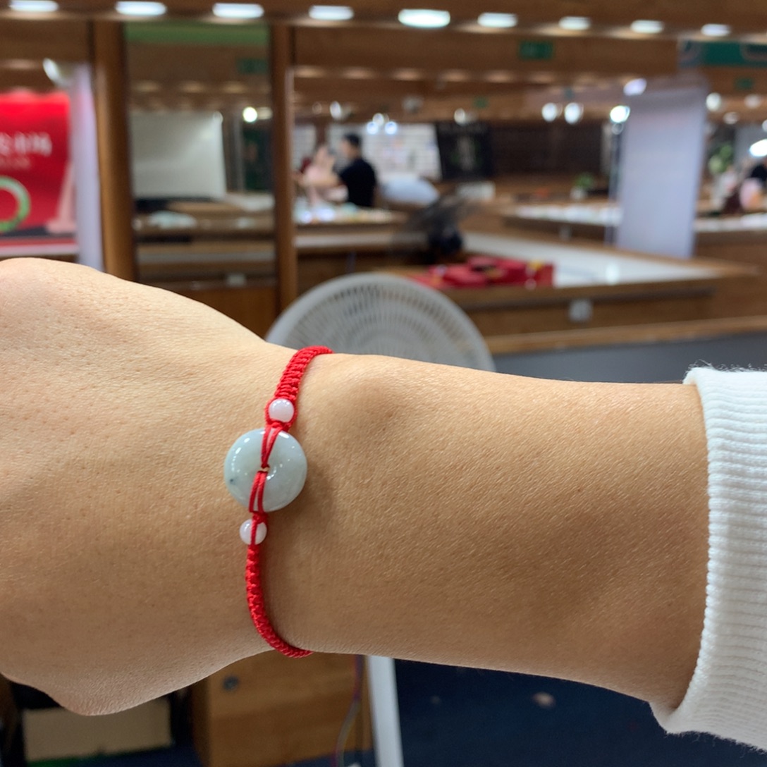 翡翠未镶嵌手链多样性发一