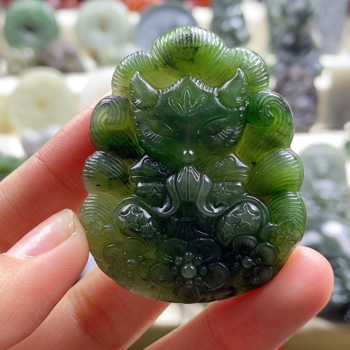 和田玉颈饰未镶嵌