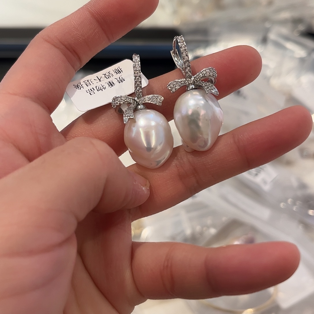 淡水珍珠耳饰合金