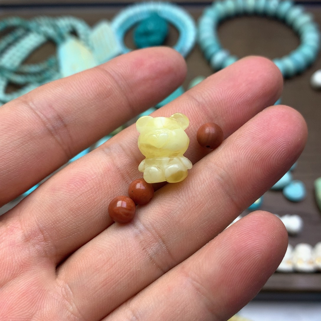 南红玛瑙雕刻未镶嵌