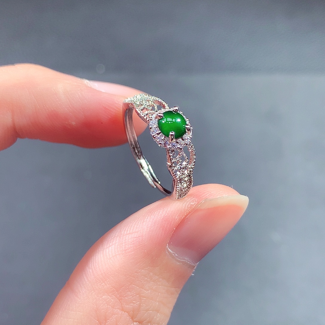 未镶嵌戒指翡翠翡翠