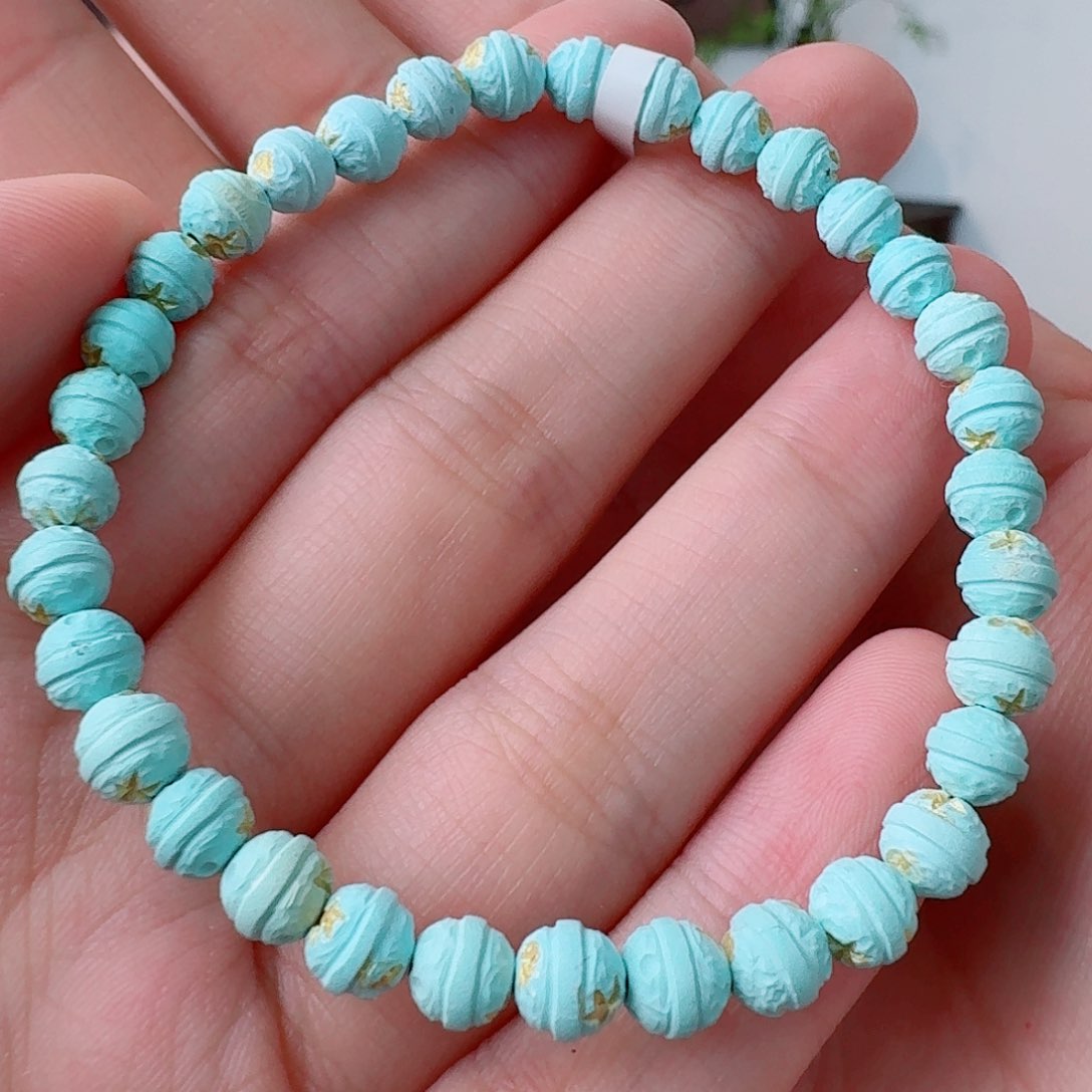 绿松石未镶嵌挂件