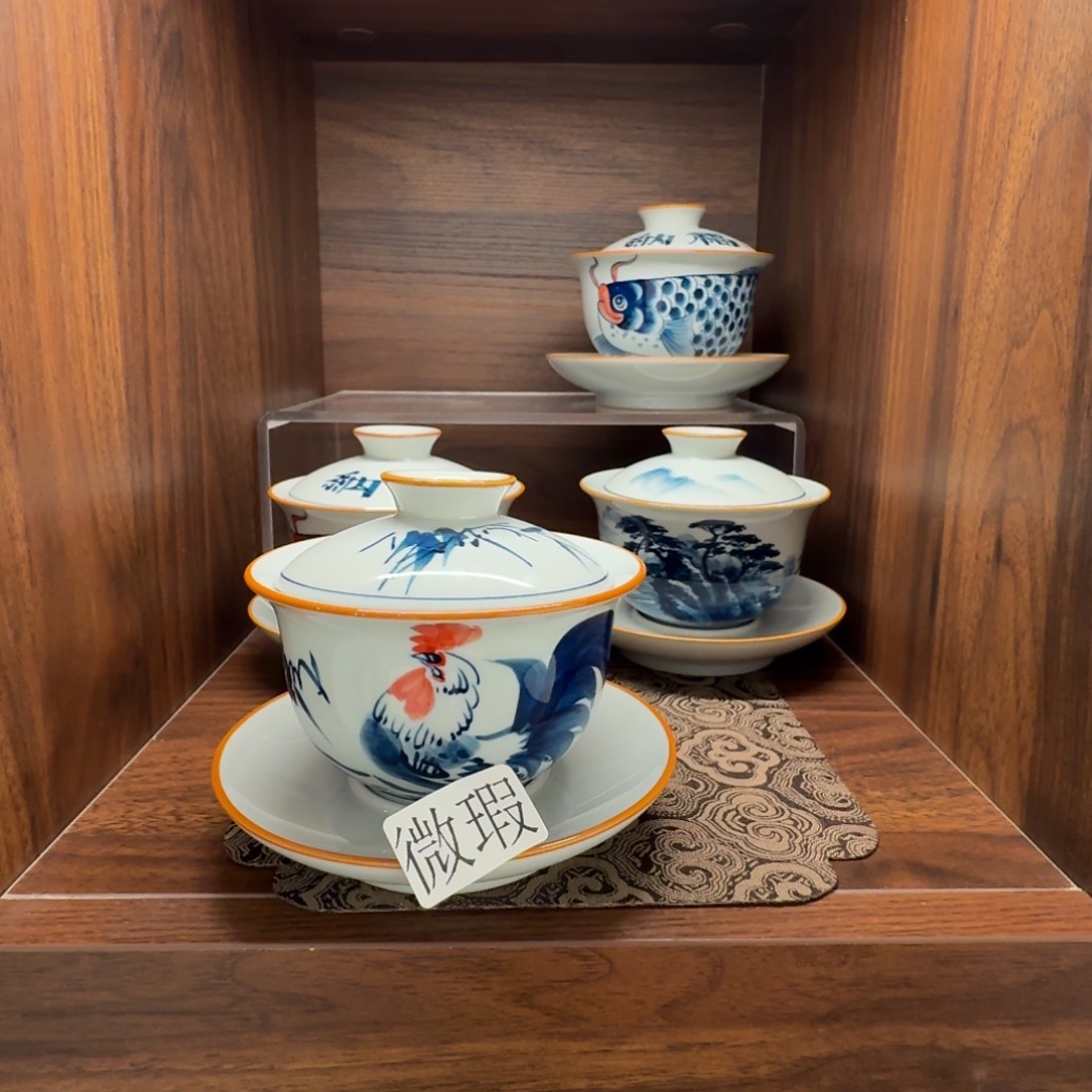 釉下手绘茶具微瑕