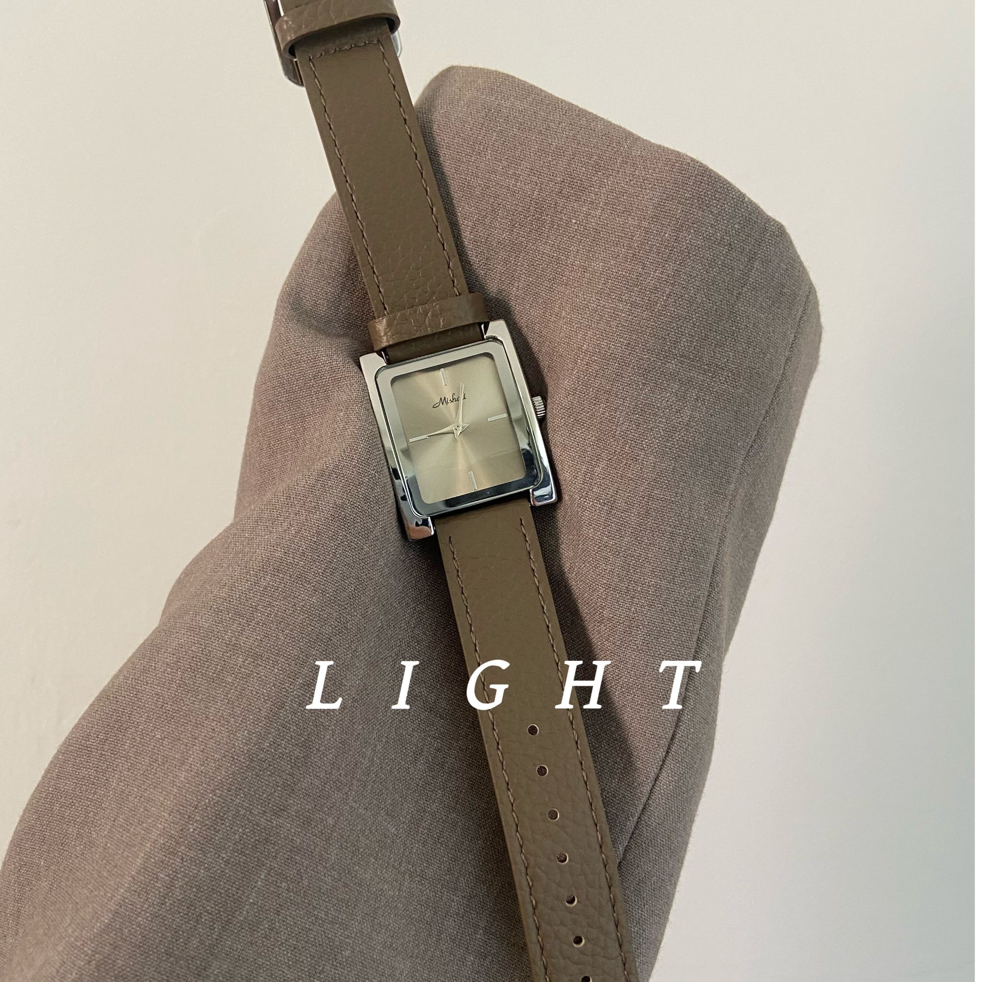 LIGHT 《坦克方块》真皮钢壳百搭时尚石英女表