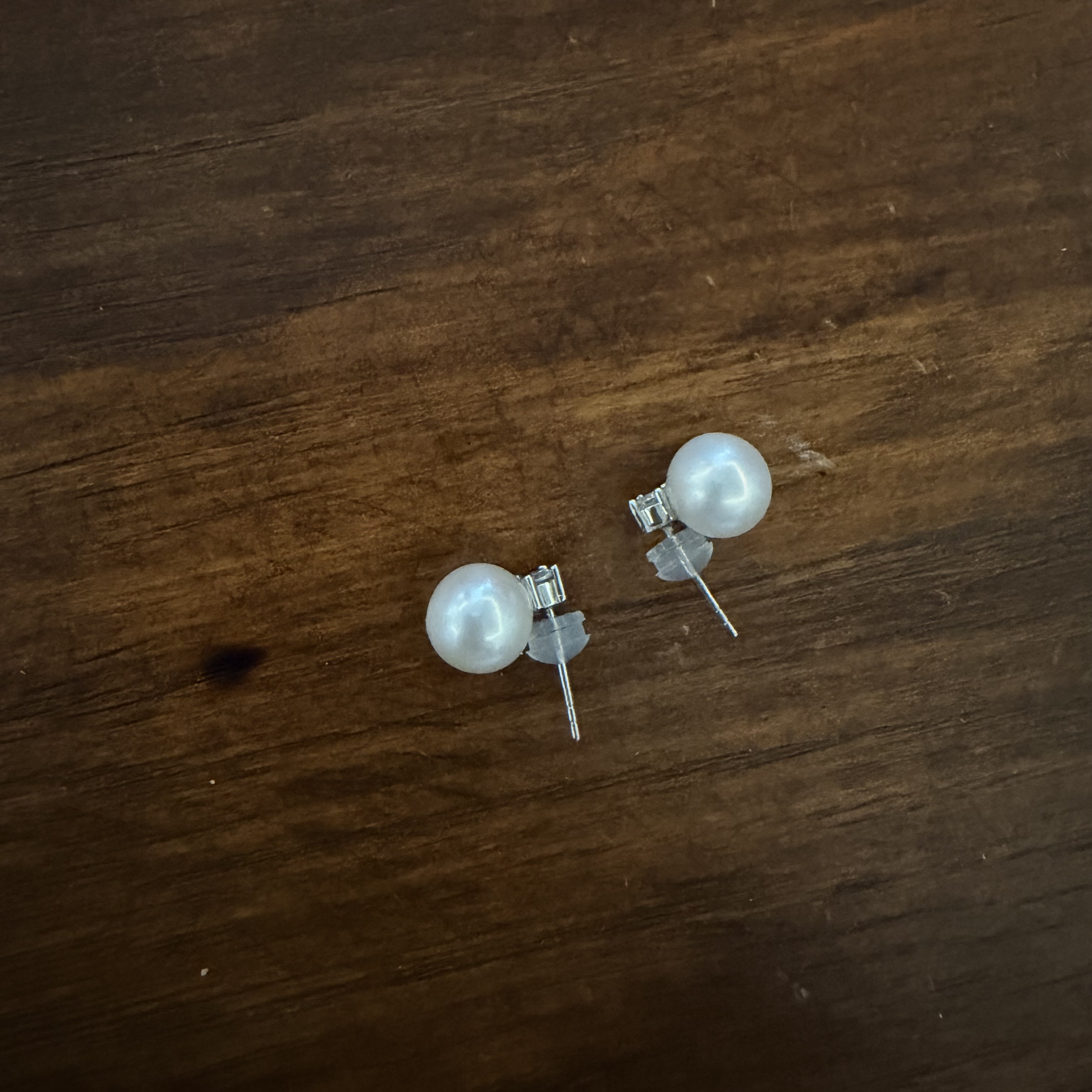 【王妃耳钉】8-9mm淡水极光温柔珍珠耳钉（非基地不带证）