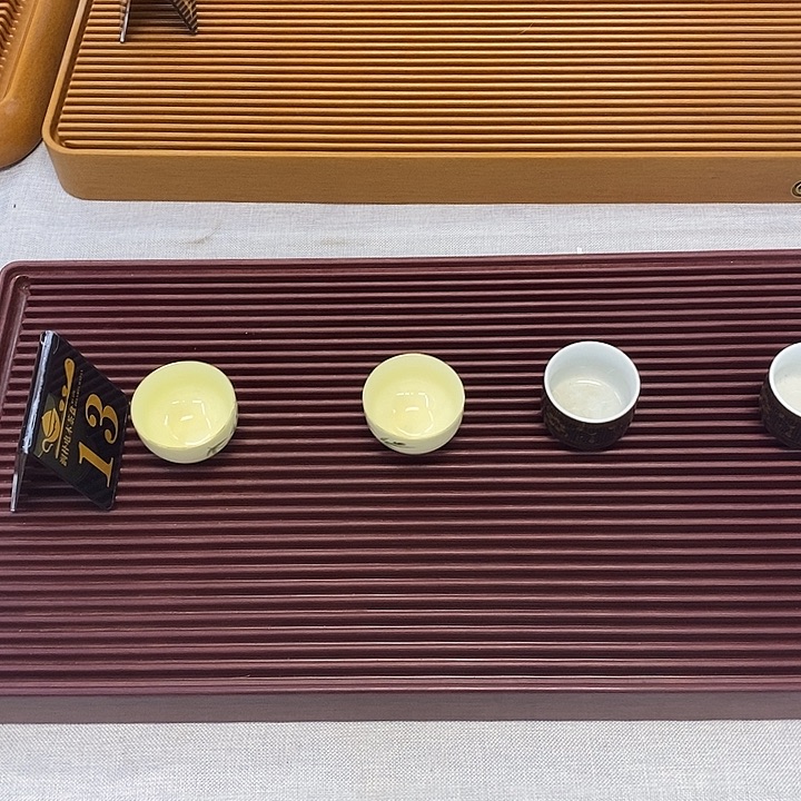 闻人必款60×30红色