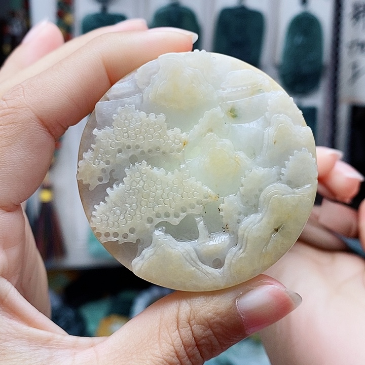 翡翠未镶嵌颈饰翡翠