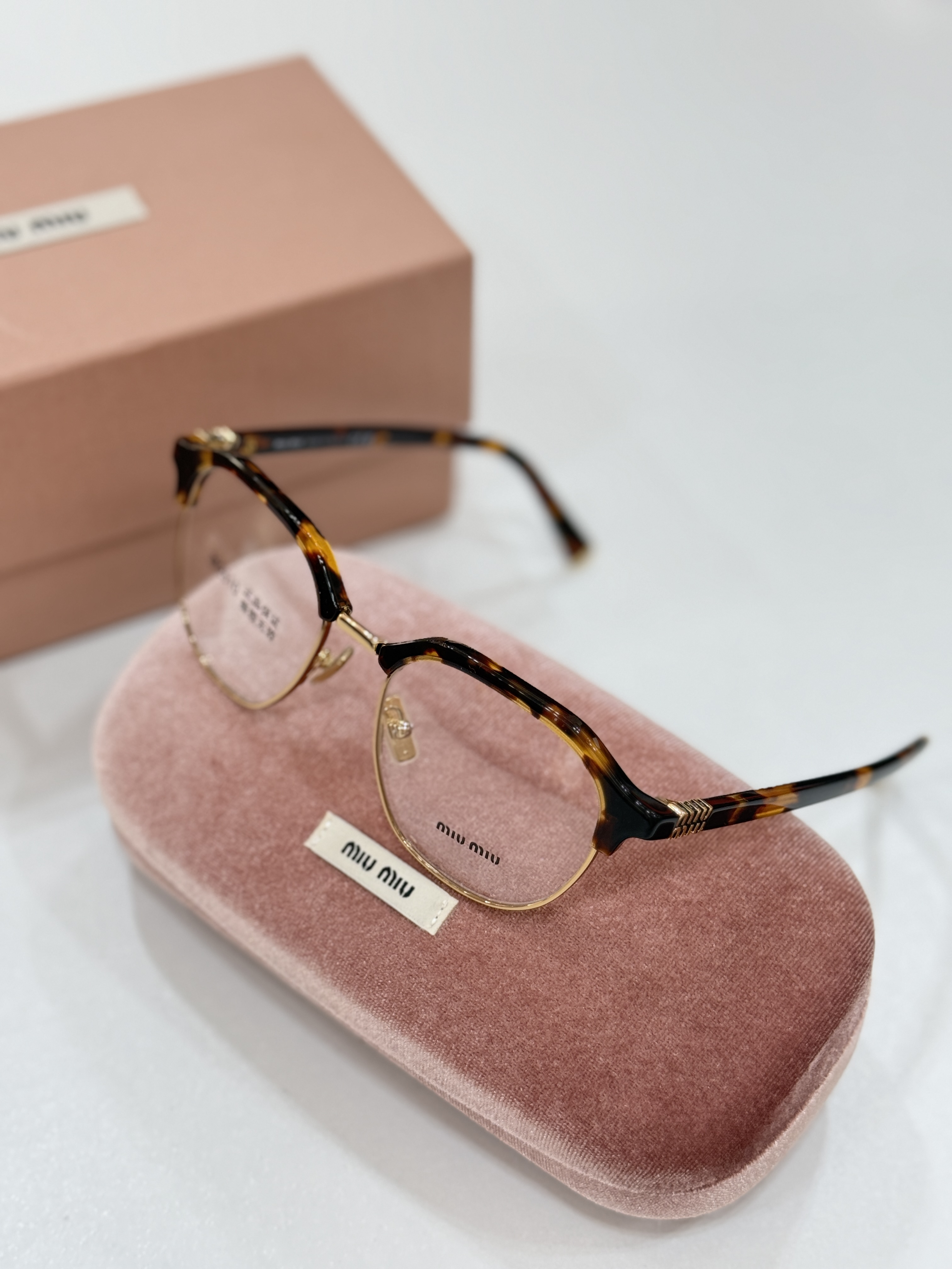 95新 MIU MIU/缪缪 夏七中古｜3933｜太阳镜