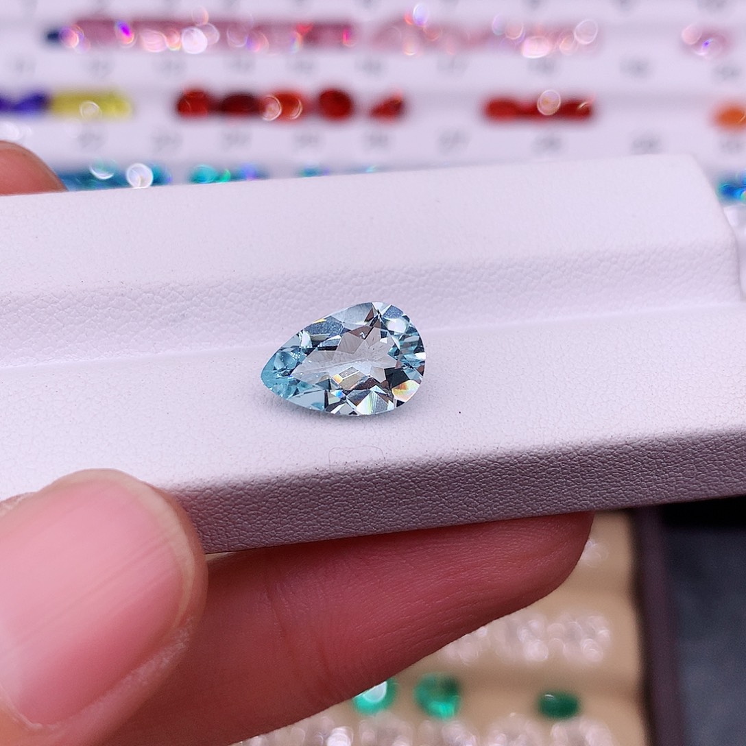 海蓝宝石裸石未镶嵌