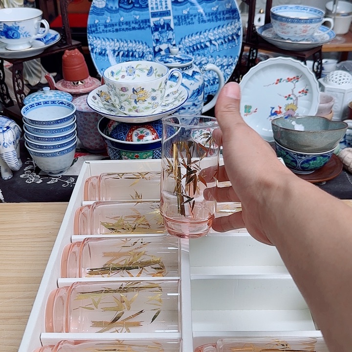 瓷片九个啊啊啊啊啊啊