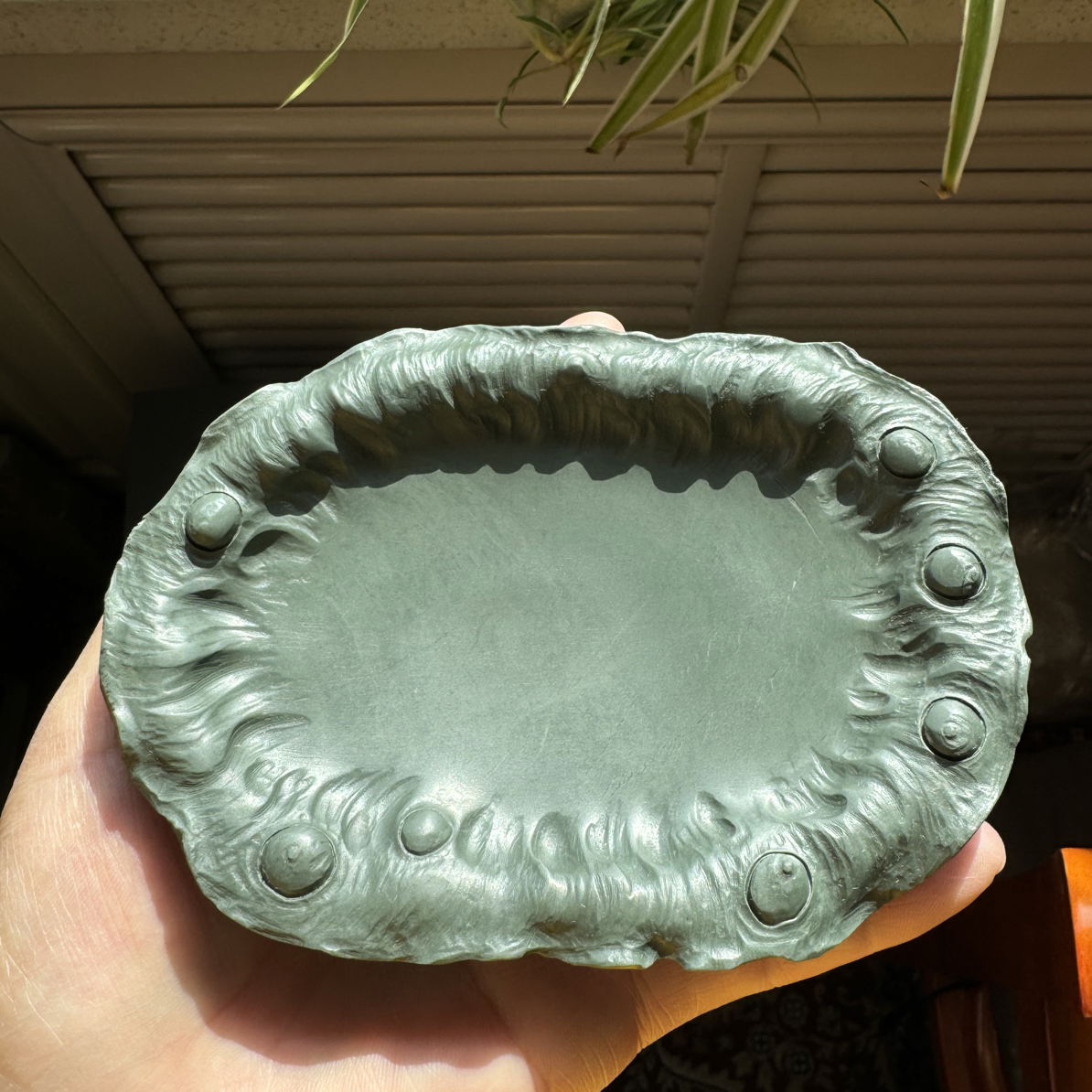 喇嘛涯老坑鸭头绿莲蓬砚尺寸13.5*8.5*2.1