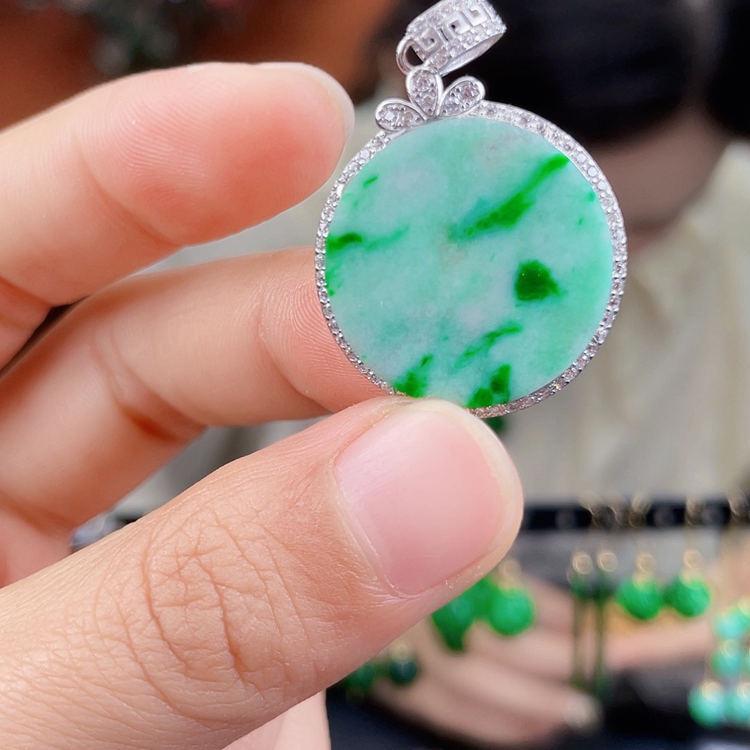 翡翠银S925镶嵌耳饰