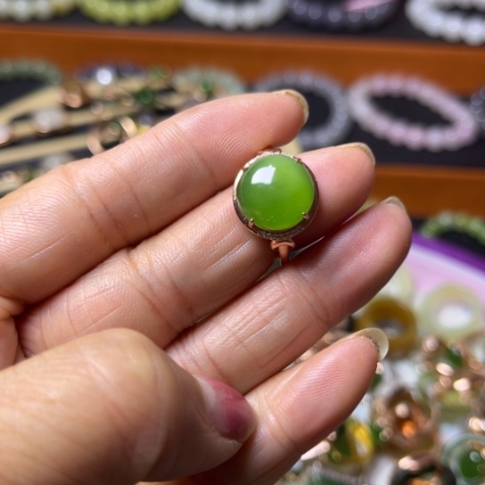 和田玉戒指银S925镀金镶嵌小***r