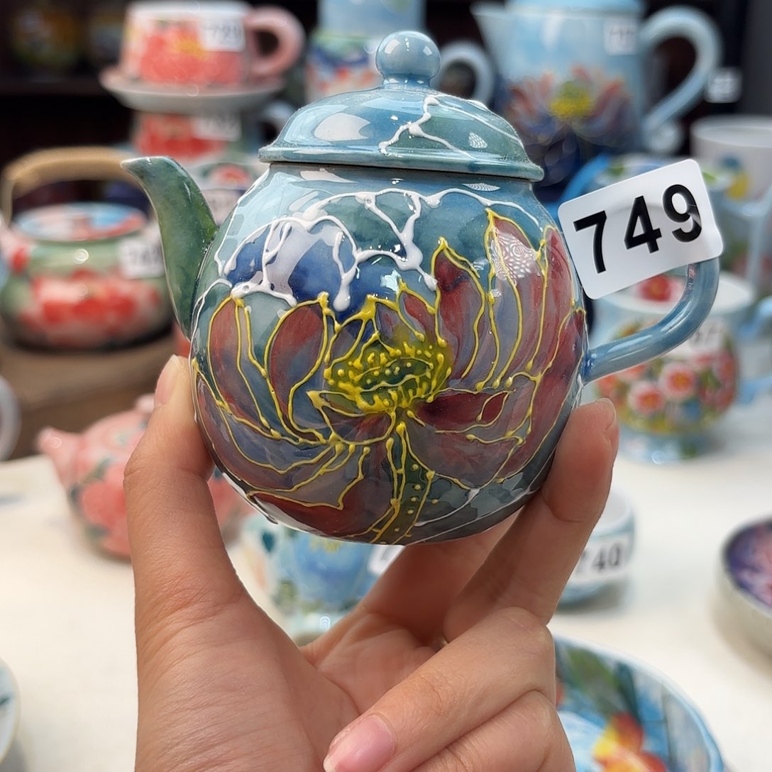 瓷片兔兔好漂亮de k k lv tu