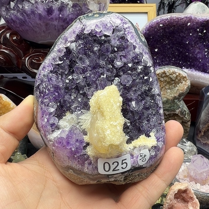 紫晶珠宝半成品未镶嵌