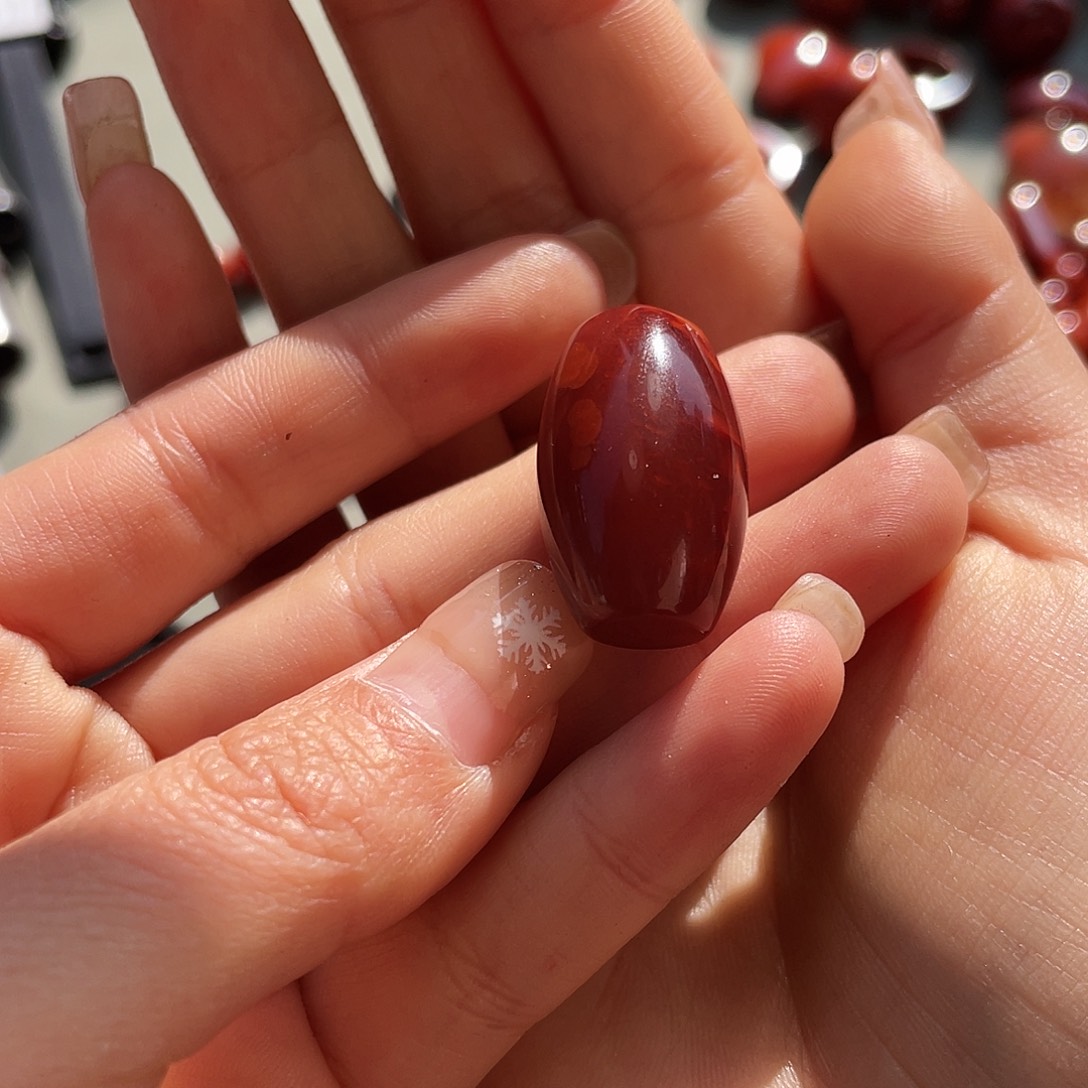 南红玛瑙手链未镶嵌