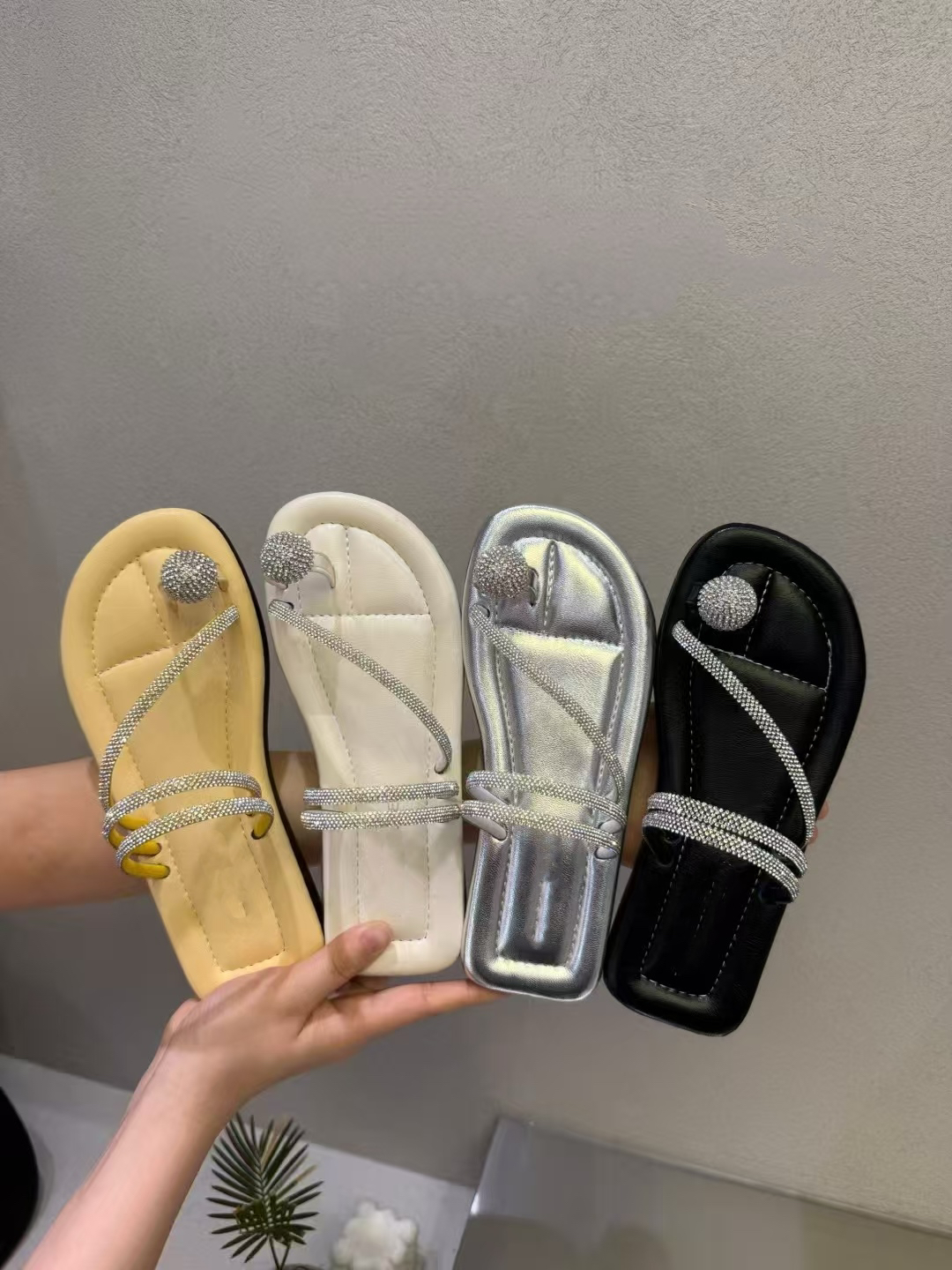 加大加肥新款D11-8仙女风配裙子平底两穿凉拖鞋