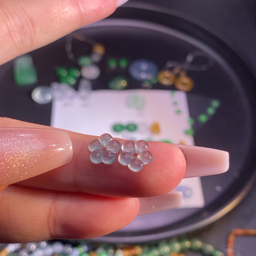 【闪购商品】翡翠挂件未镶嵌花